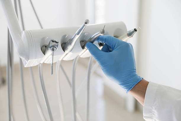 Professional Emergency Dentist technician working in Jackson, TN
